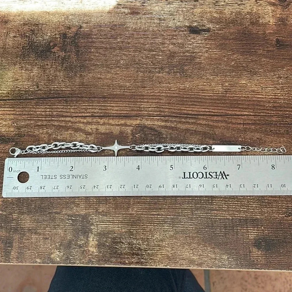 ❤️ 2/$20 or 3/$25 Stainless Steel Women's Chain and Star Bracelet - Picture 2 of 4